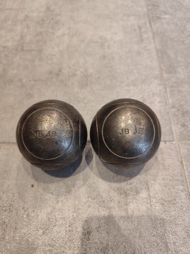 Doublette boule pétanque - boule, de